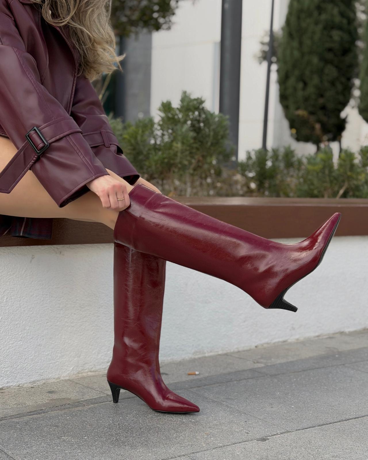 Remni Women's Bordeaux Crinkle Patent Faux Leather Boots