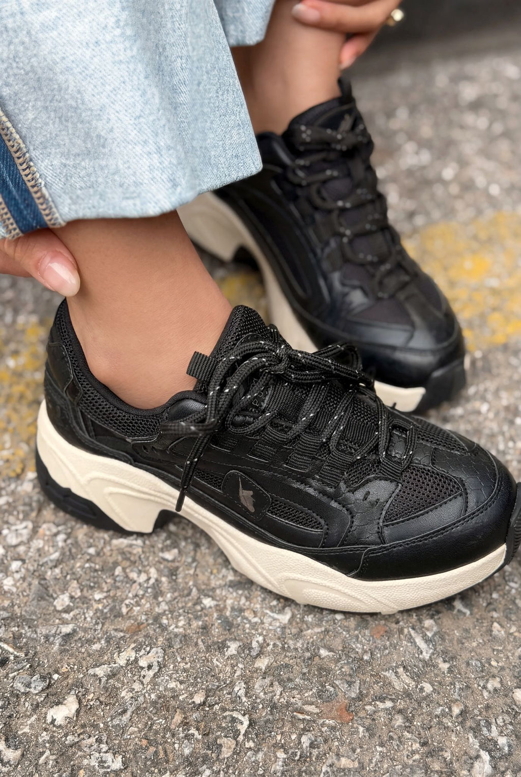Norser Black Genuine Leather Women's Sneakers