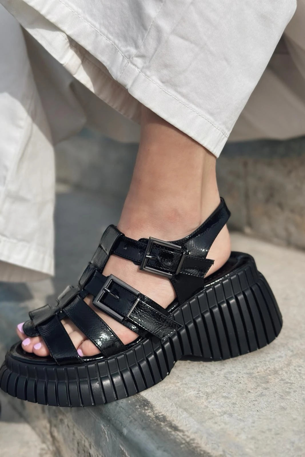 Movina Black Patent Faux Leather Thick Sole Women's Sandals