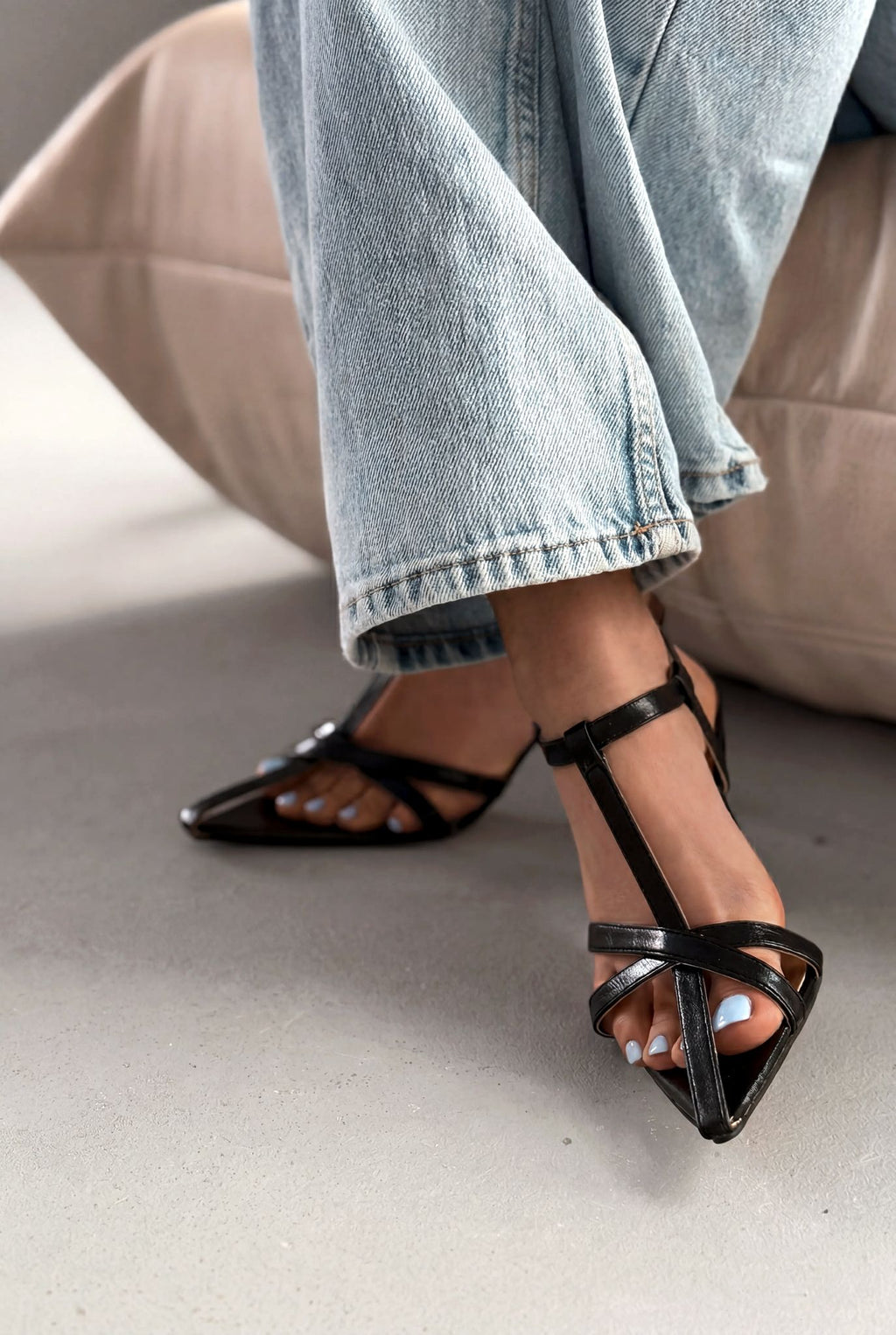 Morlen Black Patent Faux Leather Women's Pumps Sandals