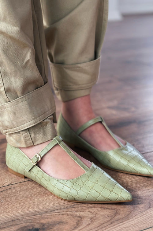 Cormel Mint Faux Leather Croc Detail Women's Pumps