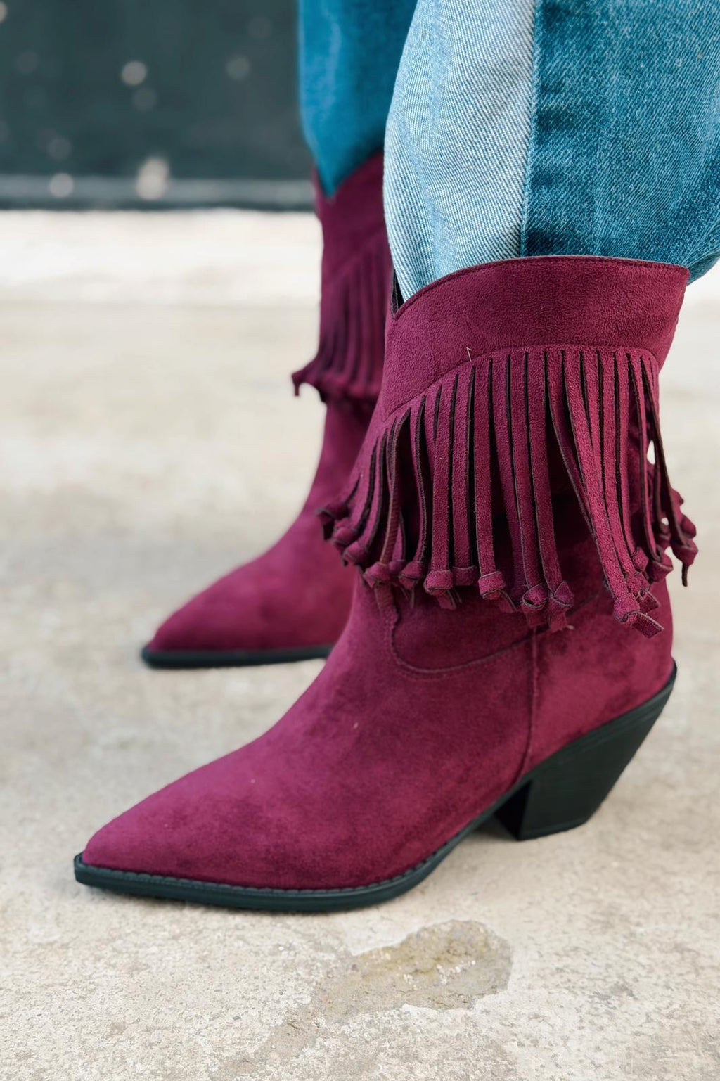 Iserne Women’s Cowboy Boots Burgundy Suede Fringe