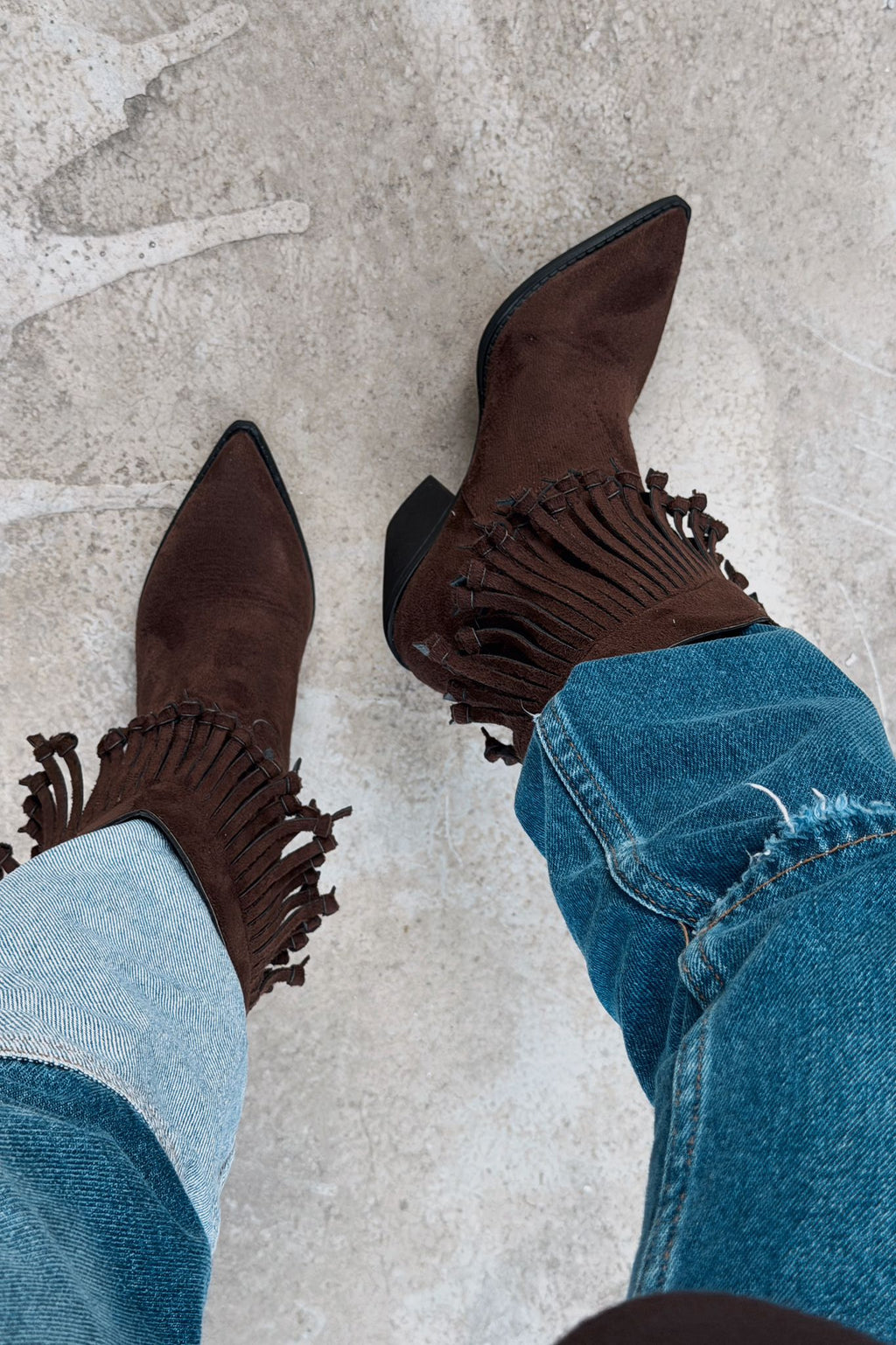 Iserne Women's Cowboy Boots Light Brown Suede Fringed