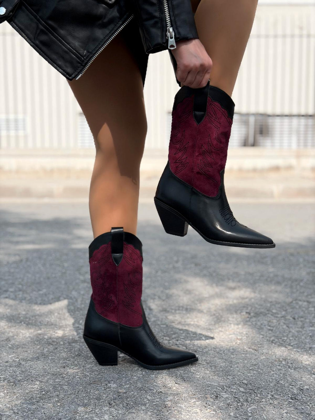Marnel Women's Cowboy Boots Burgundy Embroidered