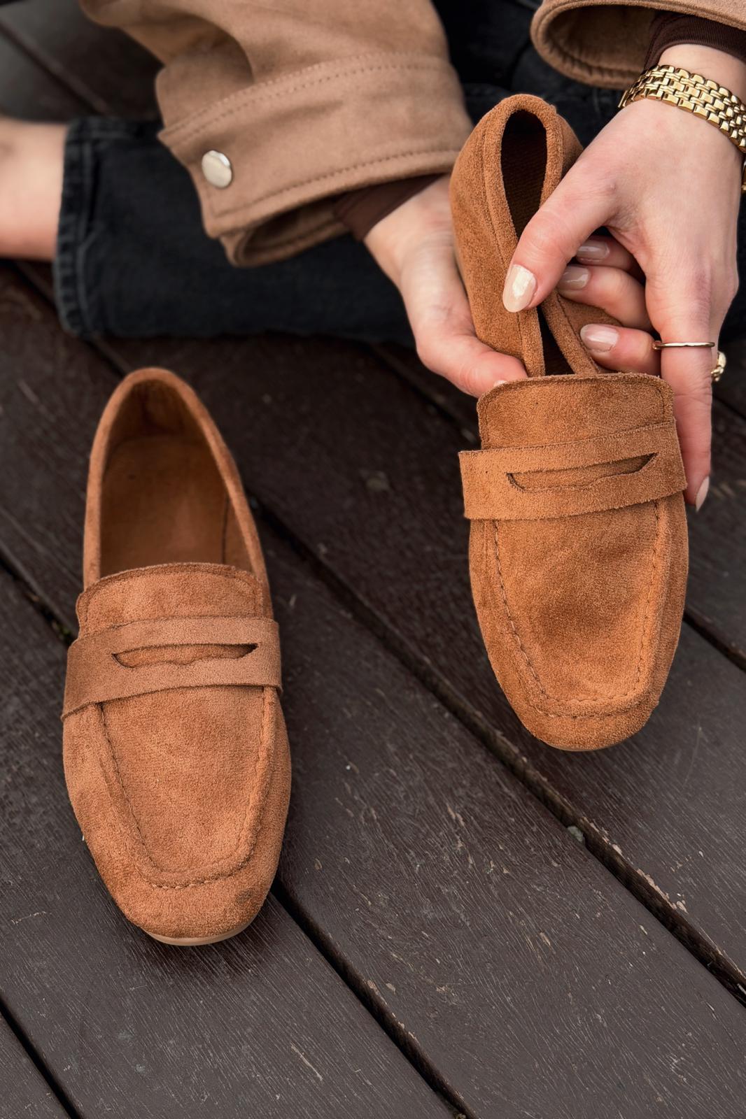 Orvino Women's Loafer Tan Suede