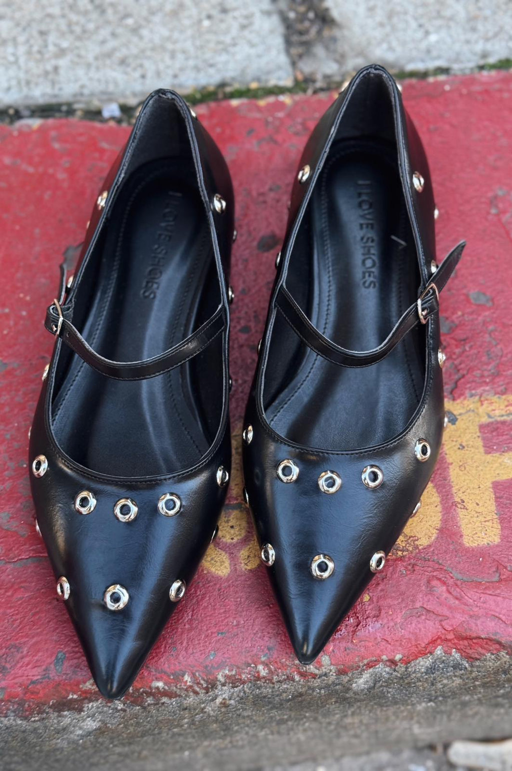 Zelix Black Faux Leather Women's Studded Flats