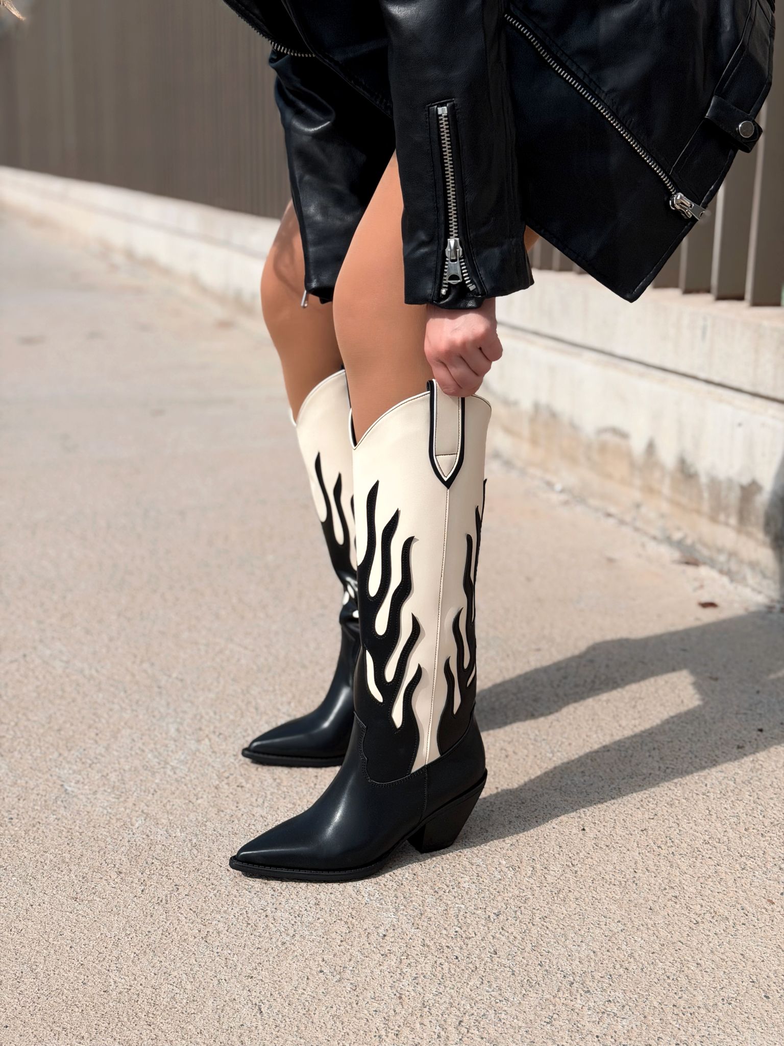 Uldra Black Faux Leather Women's Cowboy Boots