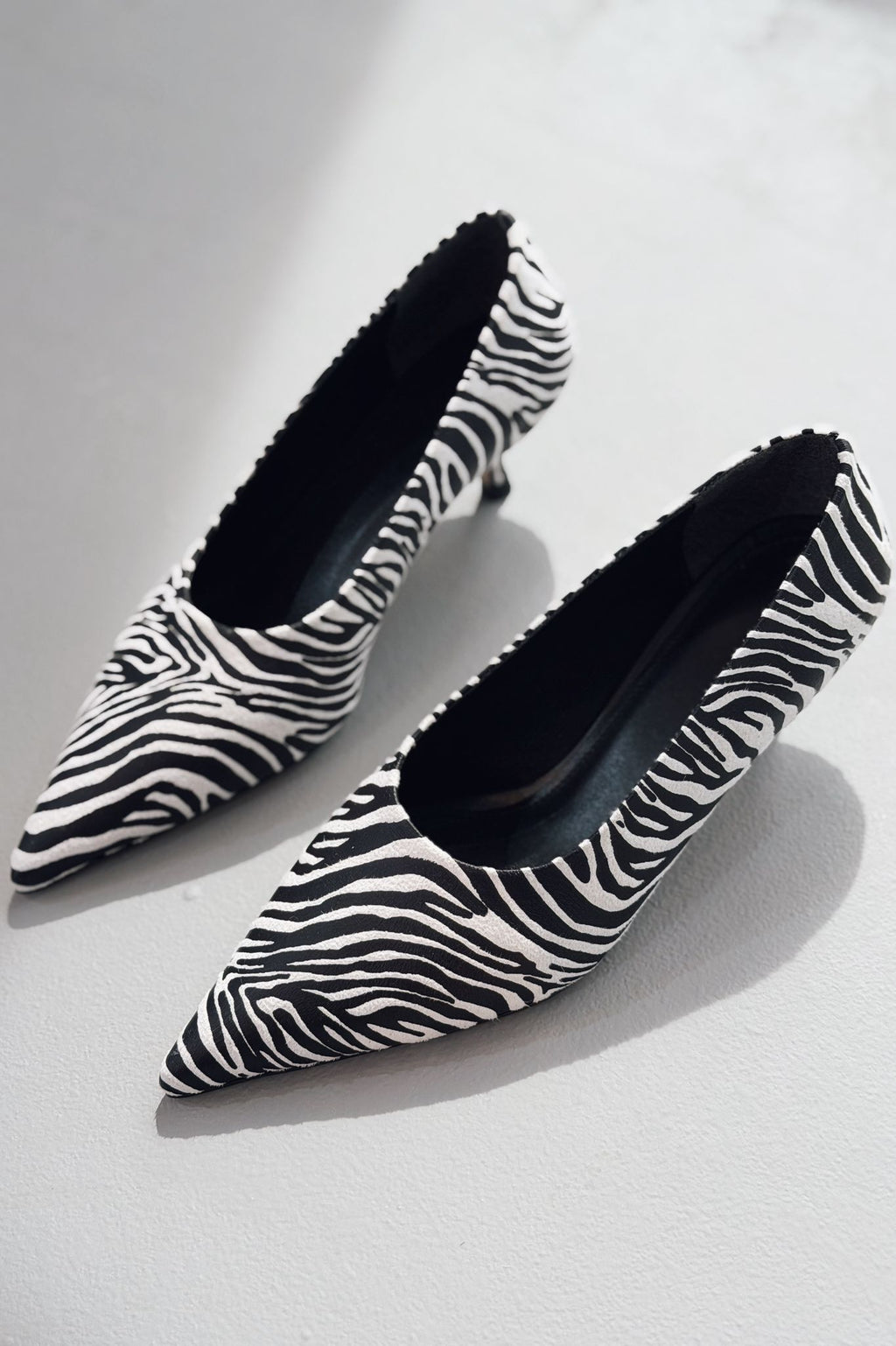 Molven White Faux Leather Women's Stilettos