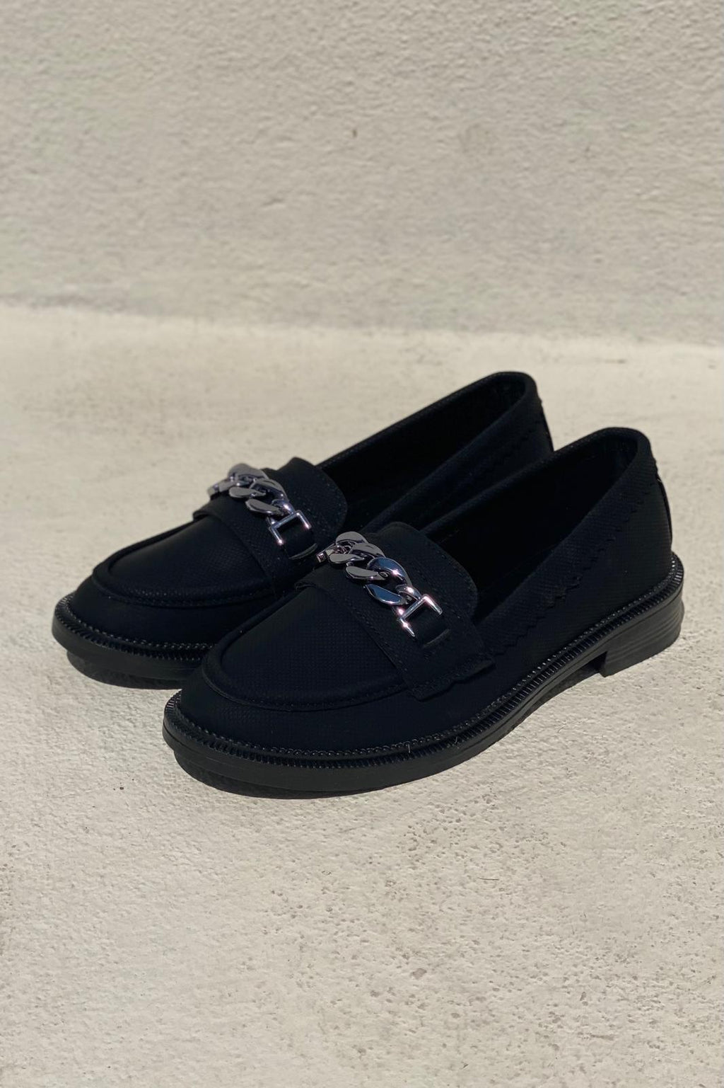 Entra Black Nubuck Women's Loafers
