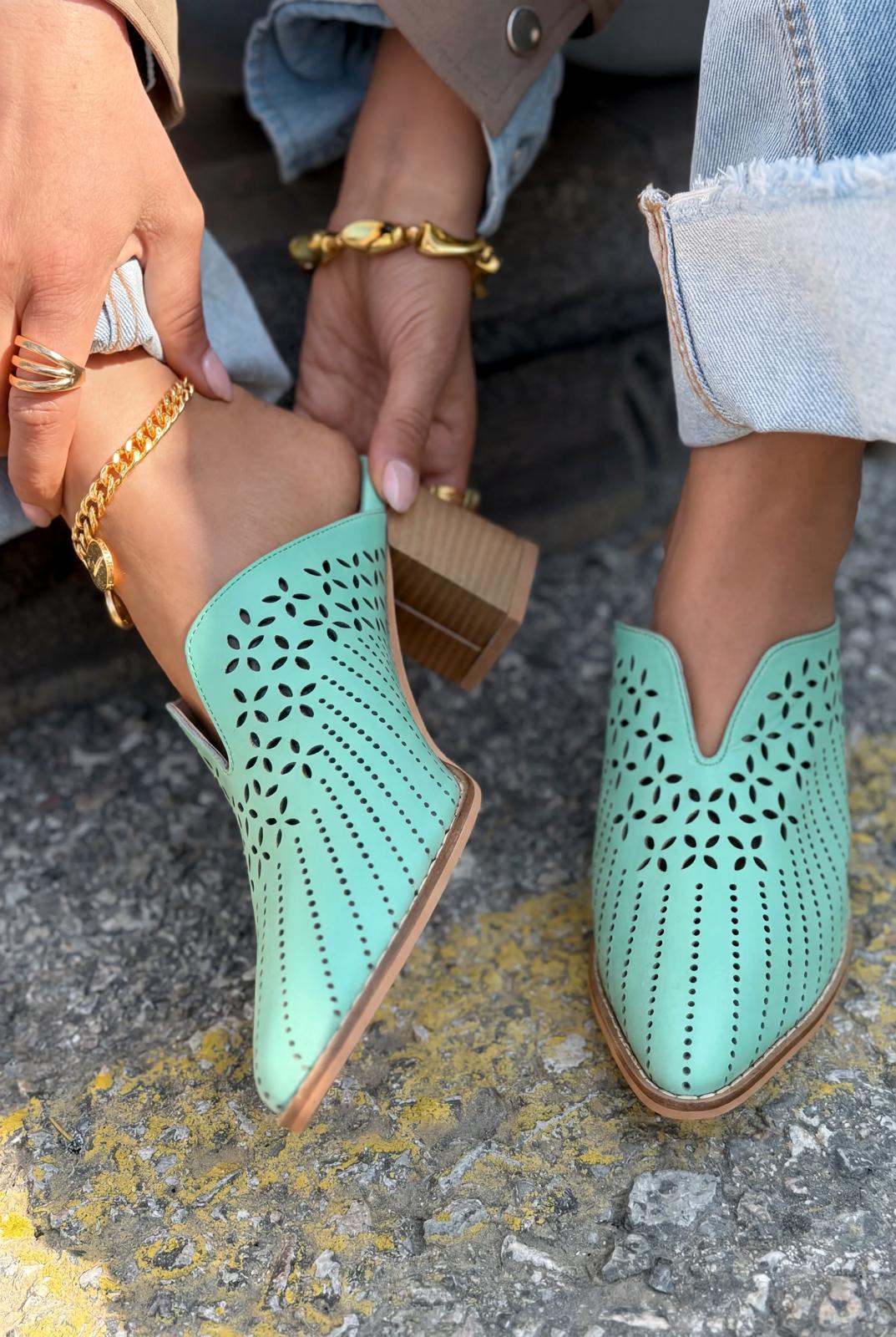 Noravina Aqua Genuine Leather Pumps Mules