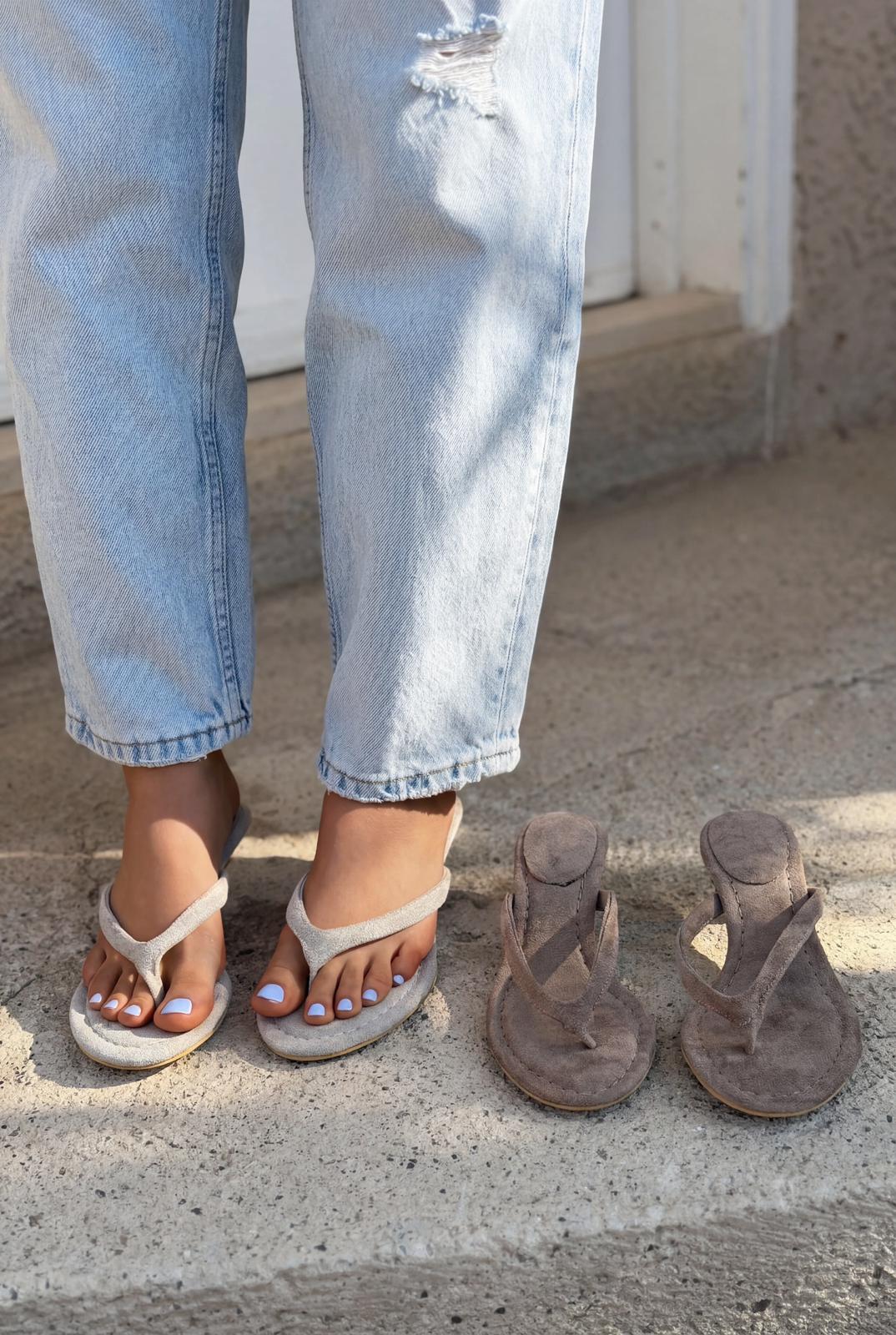 Arlene Taupe Suede Pumps Thong Sandals