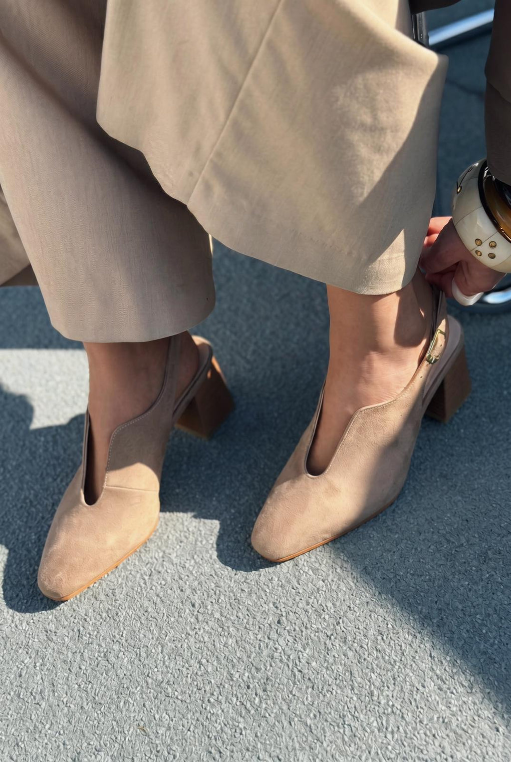 Pelora Taupe Suede Women's Pumps