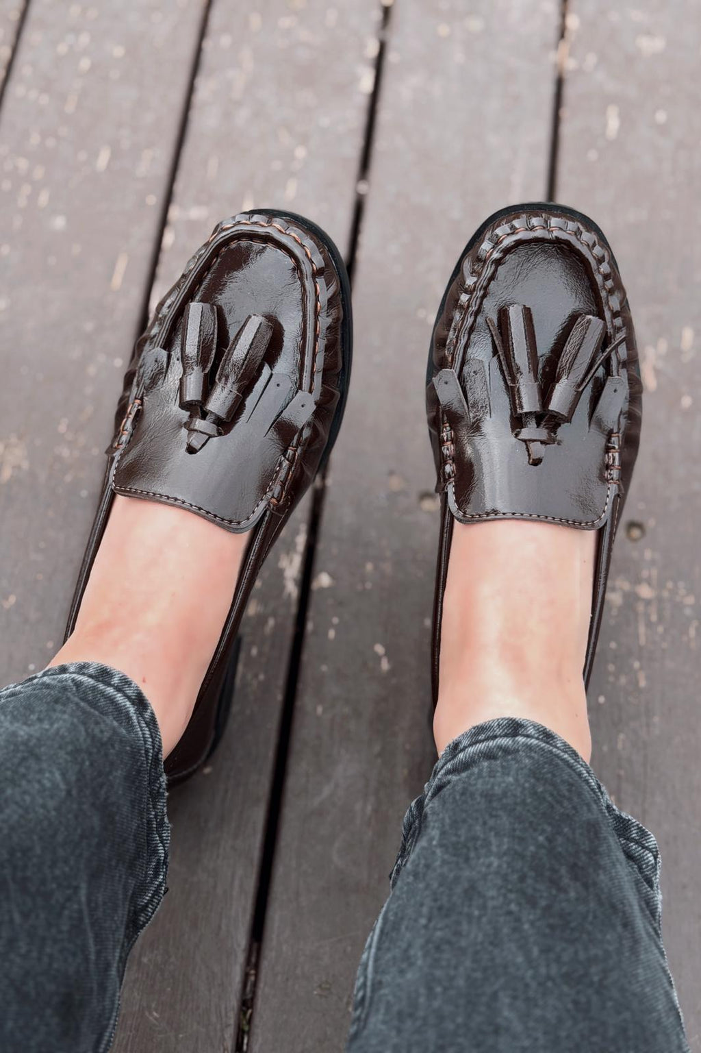 Renard Dark Brown Crinkled Patent Faux Leather Women's Loafers