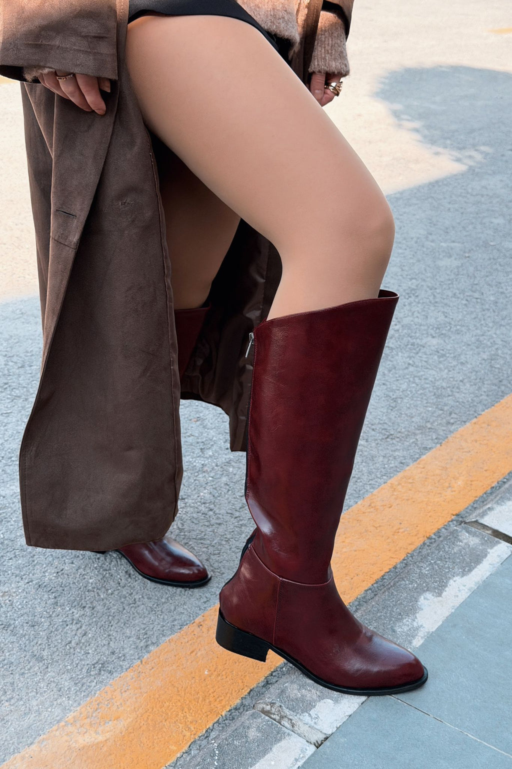 Roviles Women's Boots Burgundy Crinkled Patent Faux Leather