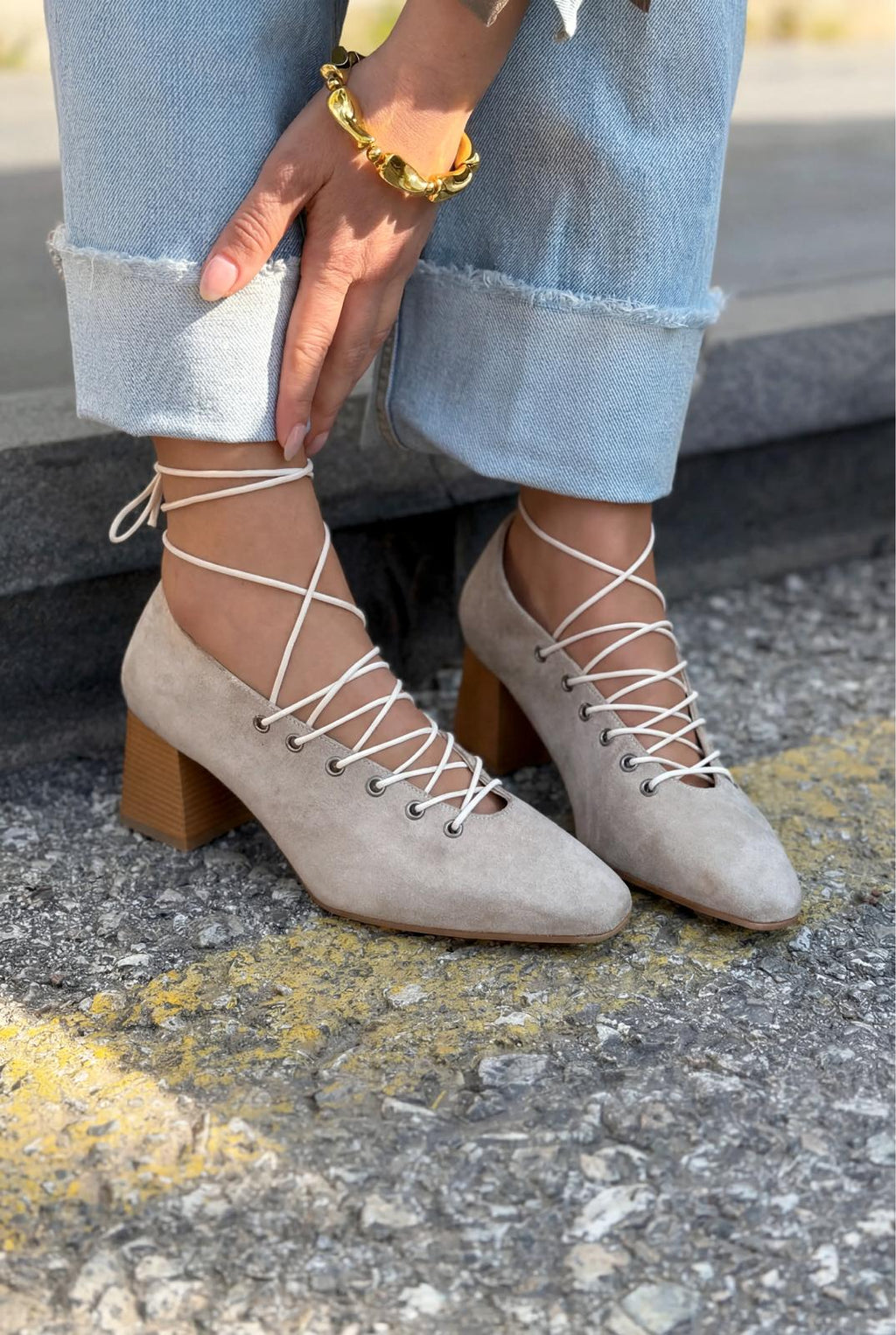 Temora Beige Suede Women's Pumps