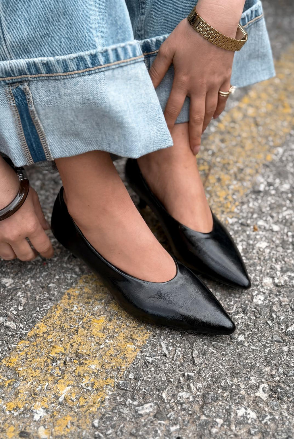 Seranis Black Crinkled Patent Leather Stilettos
