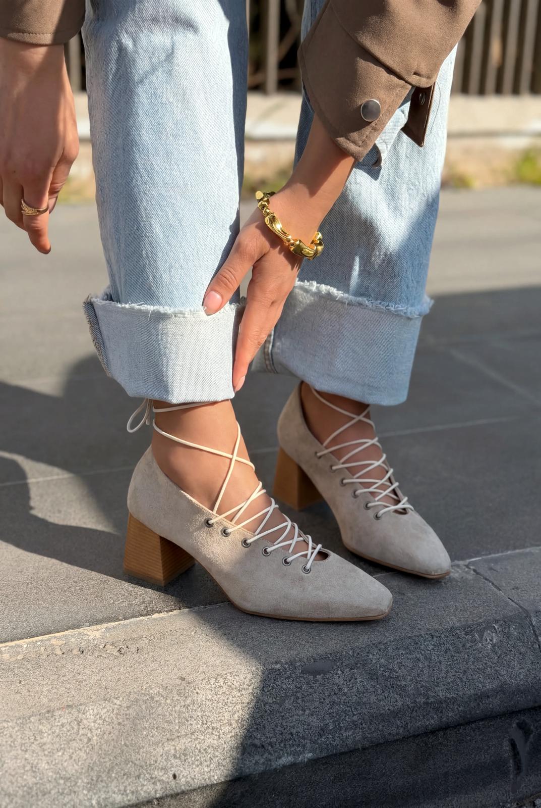 Temora Beige Suede Women's Pumps