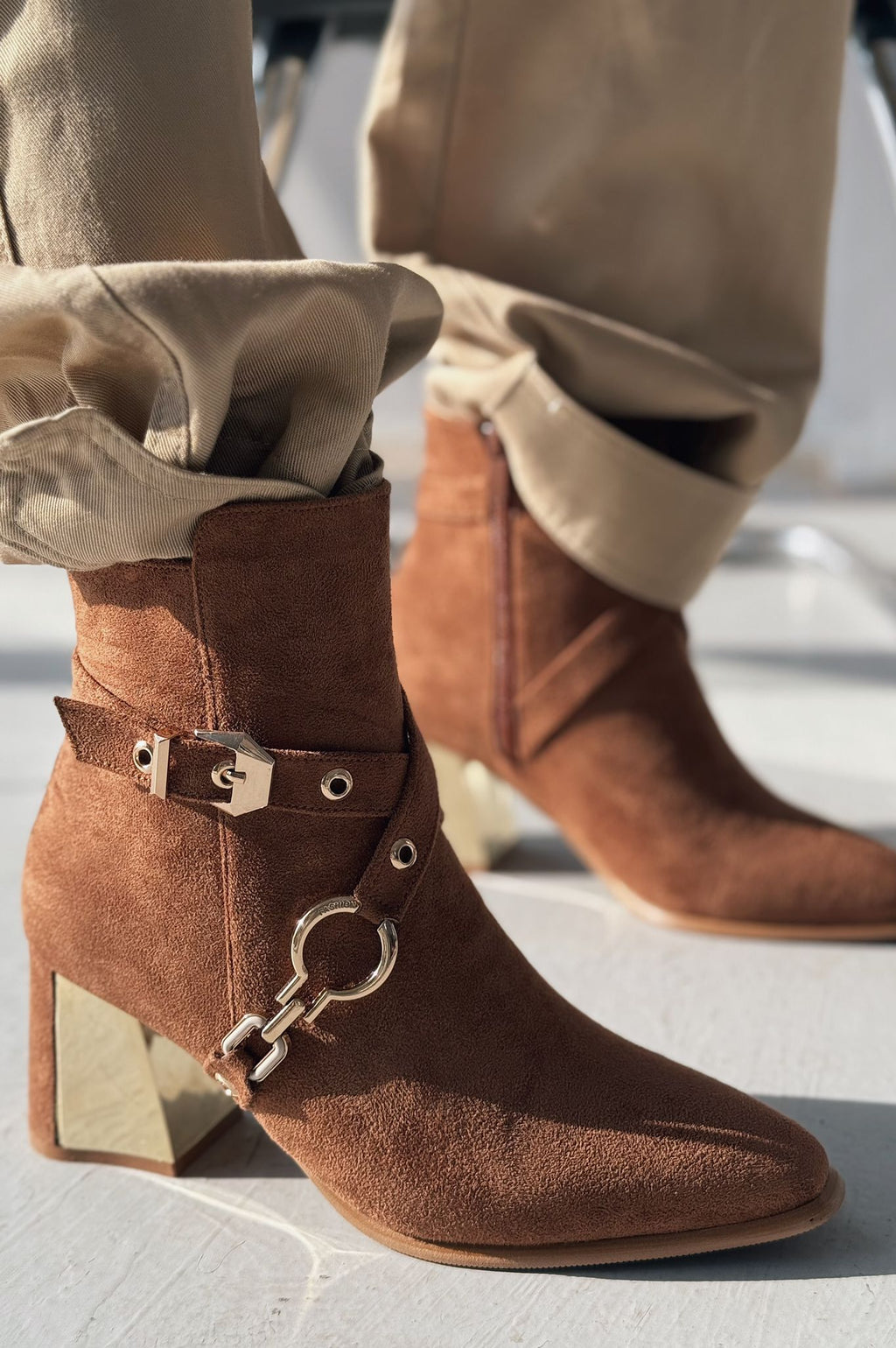 Ednaw Suede Buckle Detail Tan Pumps Boots