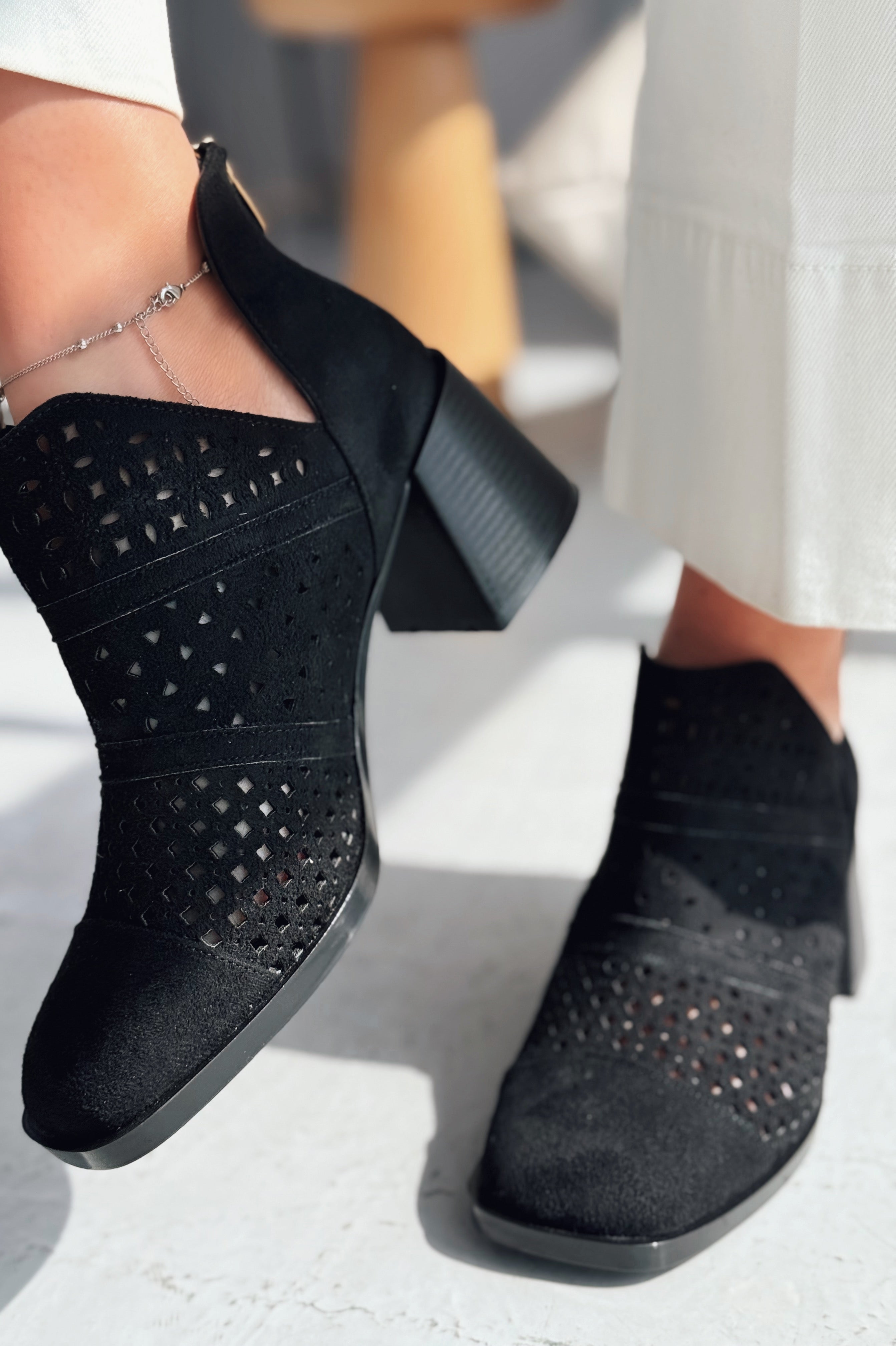 Zayron Black Suede Women's Summer Cowboy Boots