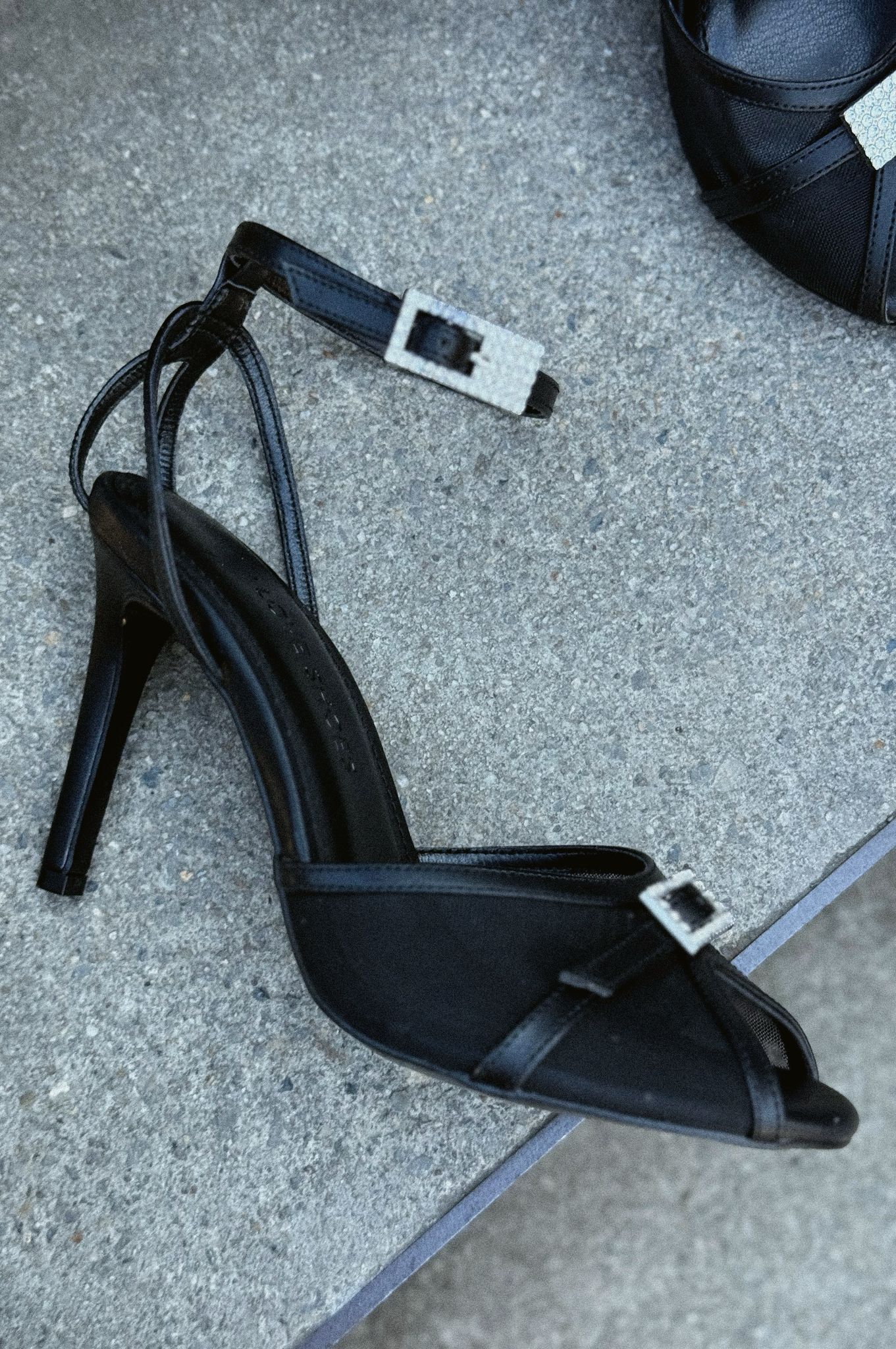 Rendasa Black Faux Leather Women's Pumps