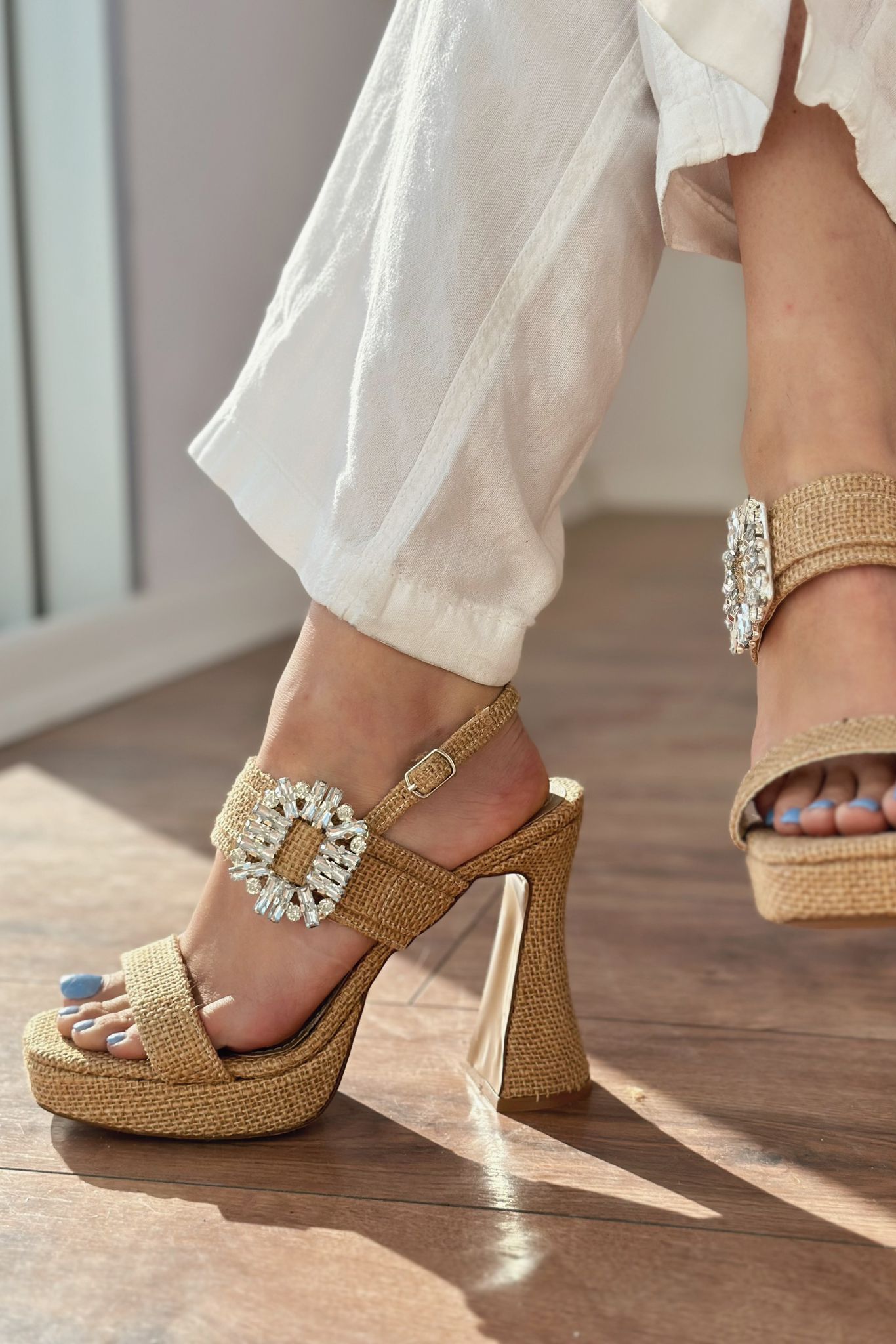 Movetta Beige Raffia Women's Platform Pumps