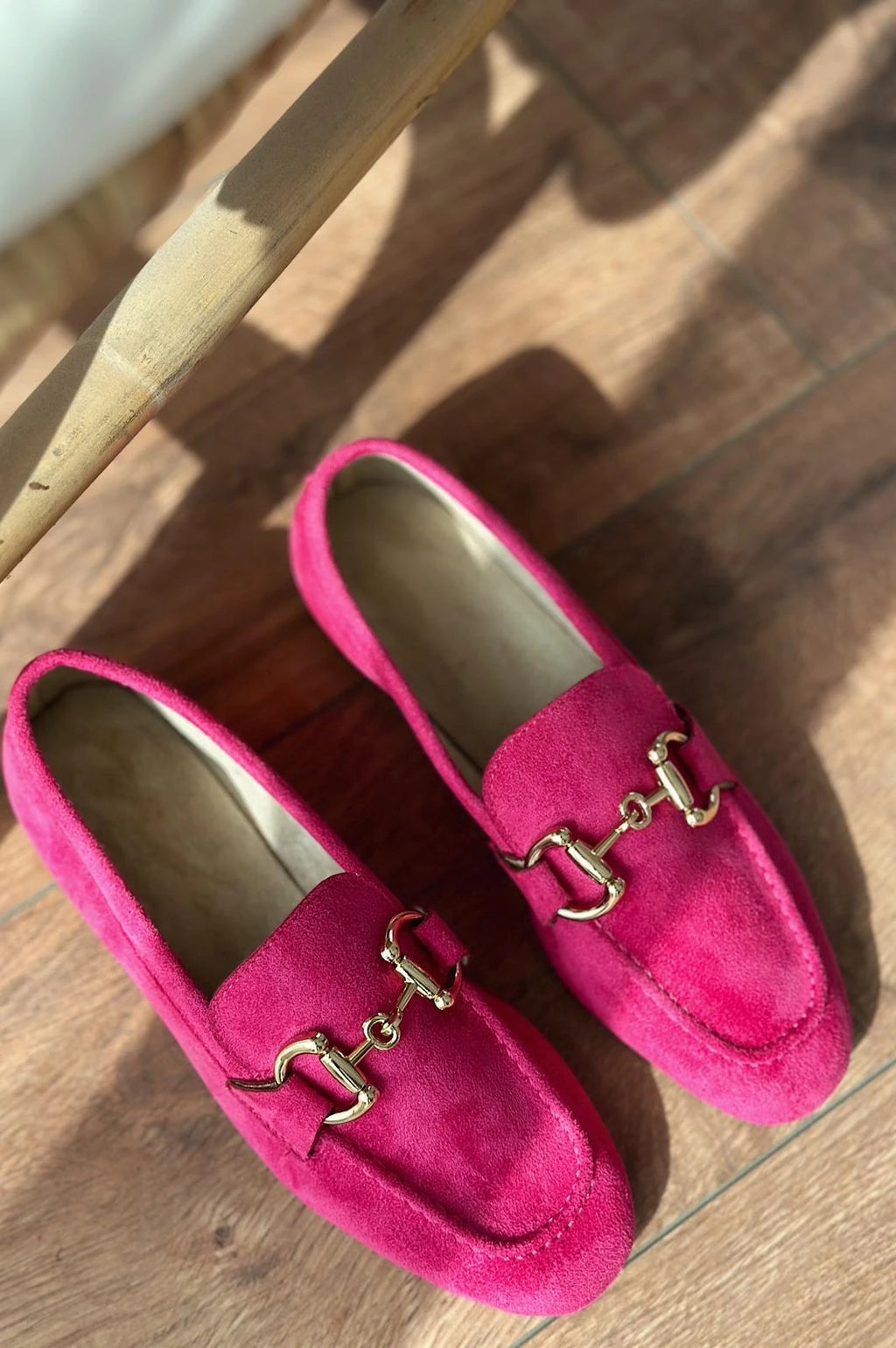 Lofin Fuchsia Suede Buckle Detail Women's Loafers