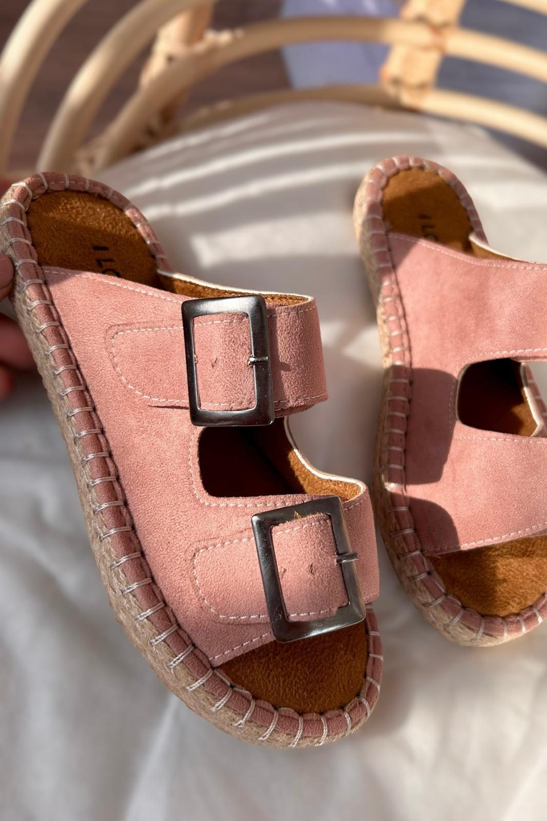 Paxseh Powder Pink Suede Buckle Detail Women's Slides
