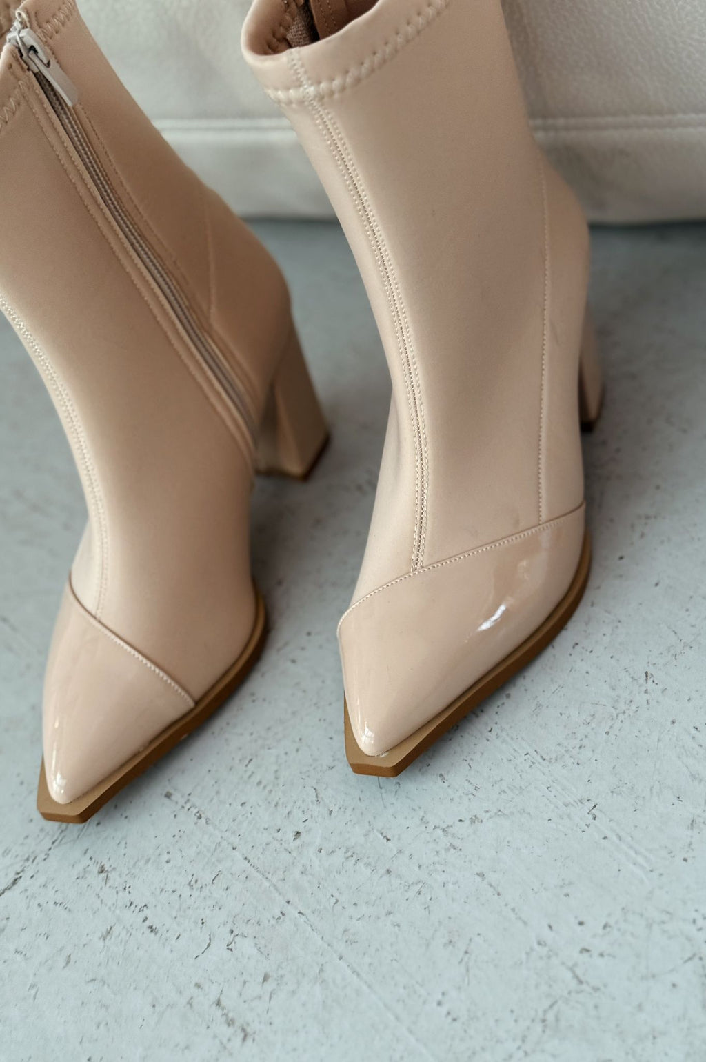 Mivora Stretch Beige Women's Boots