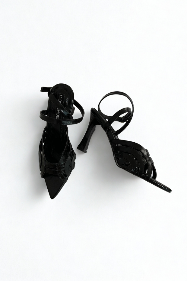 Ronel Black Strap Detail Patent Faux Leather Women's Pumps
