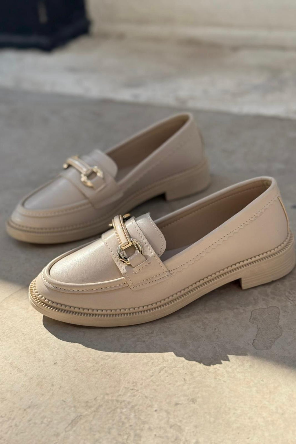 Duvra Beige Faux Leather Gold Buckle Detail Women's Loafers
