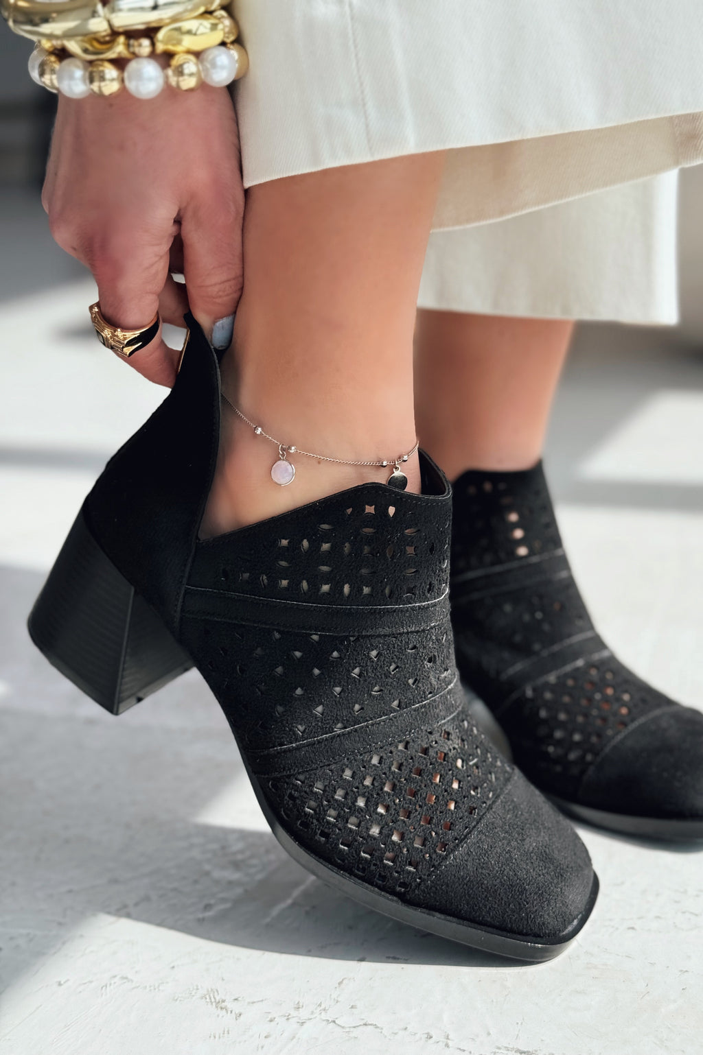 Zayron Black Suede Women's Summer Cowboy Boots