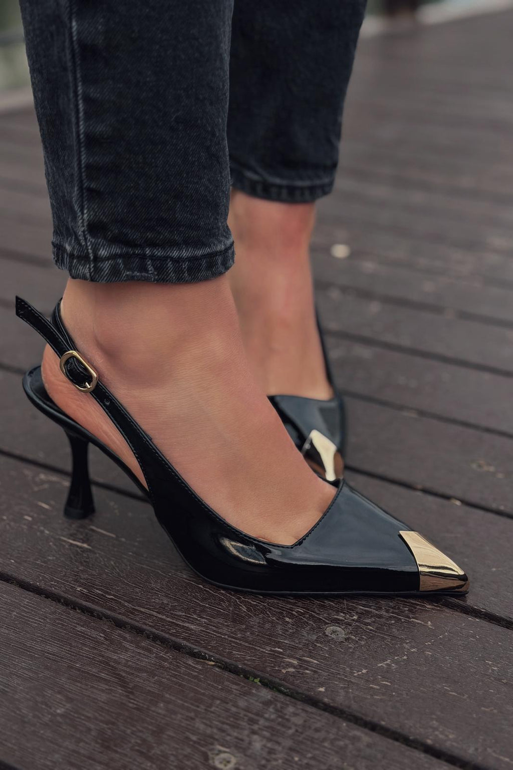Caligo Black Patent Faux Leather Women's Stilettos