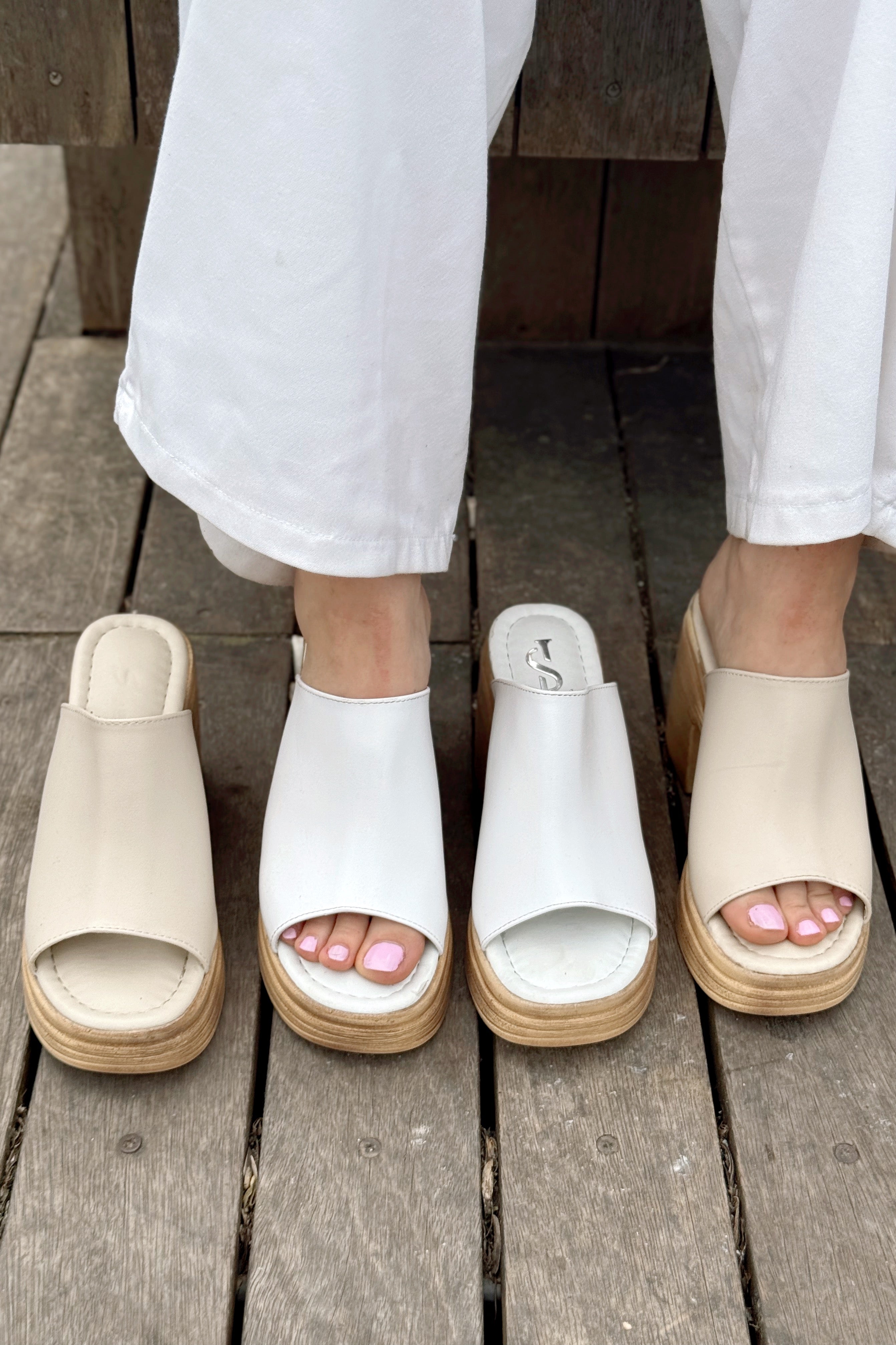 Velseya White Faux Leather Women's Pumps