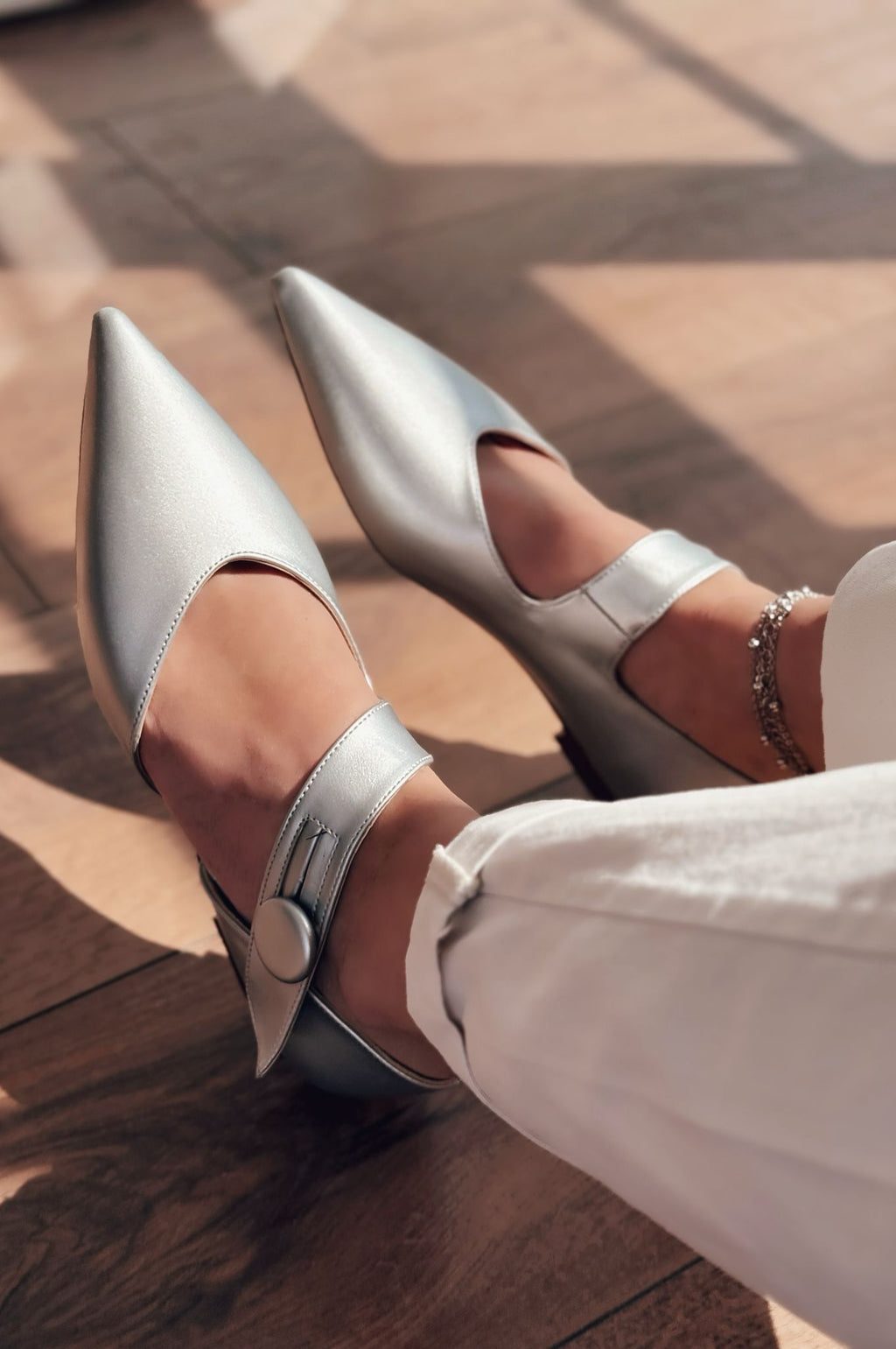 Peronsa Silver Faux Leather Button Detail Women's Flats