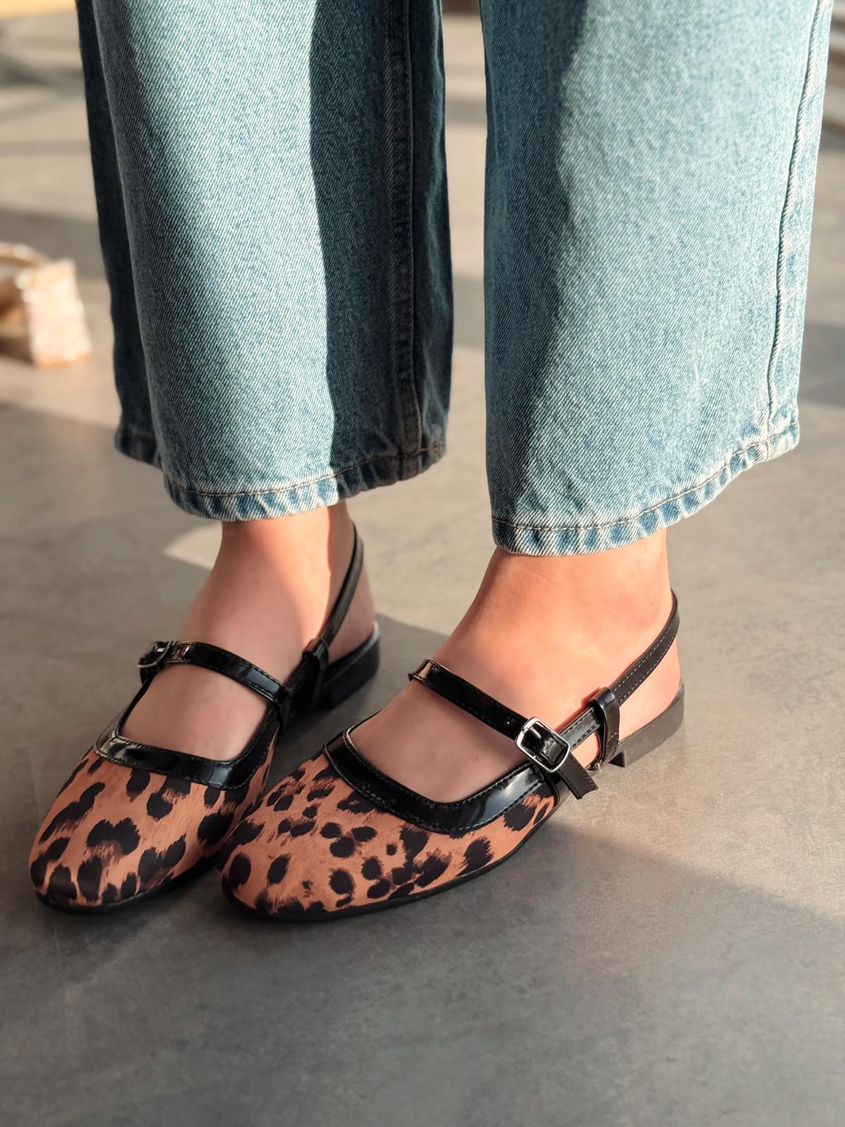 Minor Leo Pattern Satin Women's Mary Jane