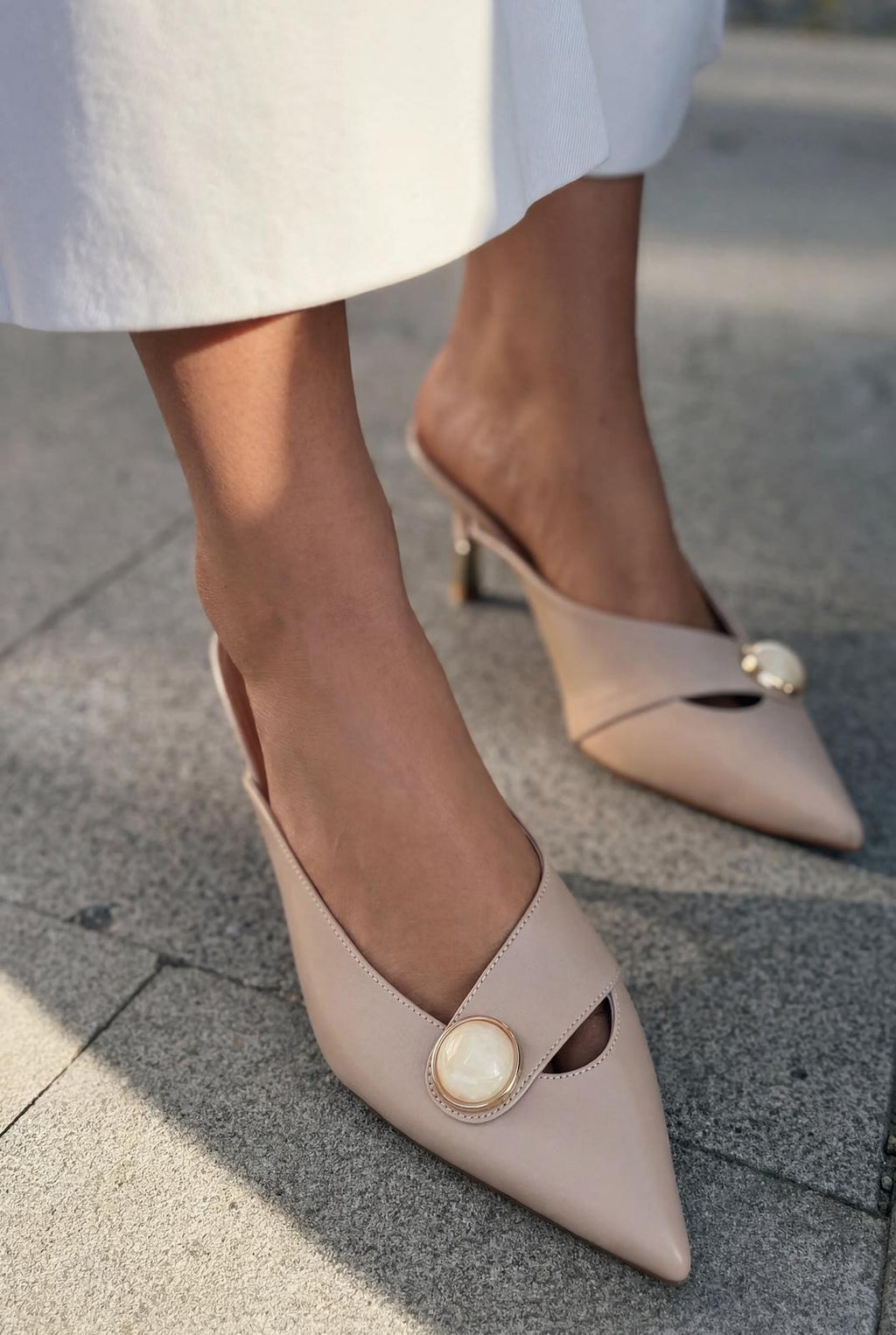 Delvor Nude Faux Leather Pumps