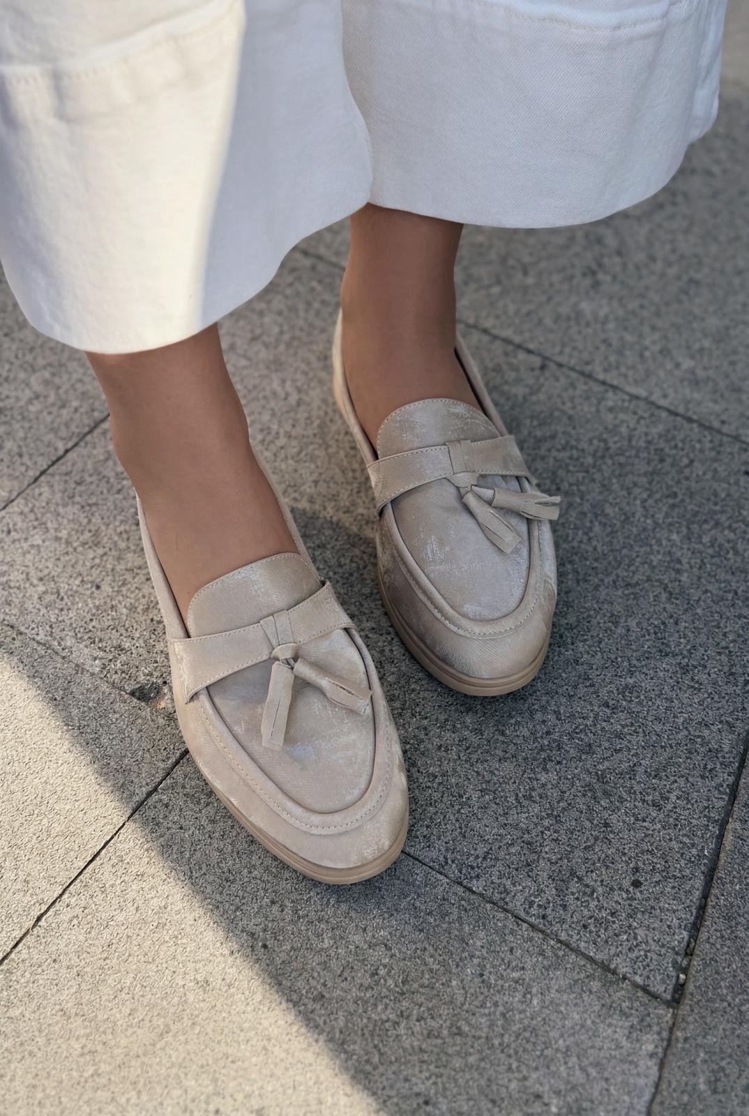 Yorvik Beige Satin Women's Loafers