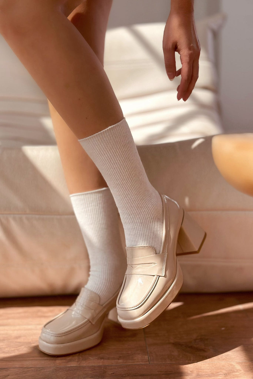Vorspe Beige Patent Faux Leather Women's Pumps