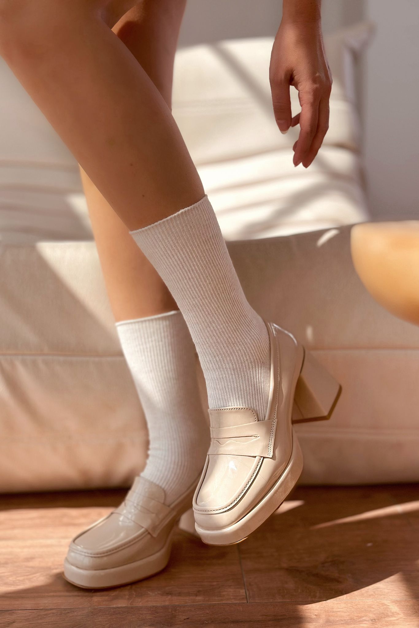 Vorspe Beige Patent Faux Leather Women's Pumps
