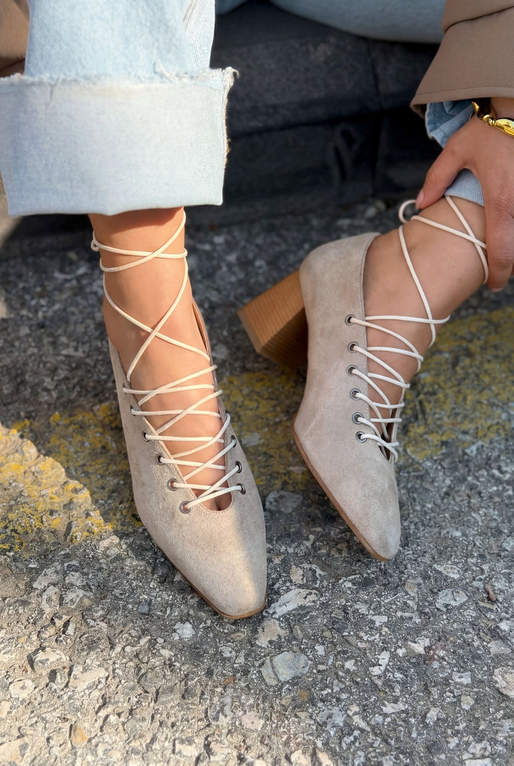 Temora Beige Suede Women's Pumps