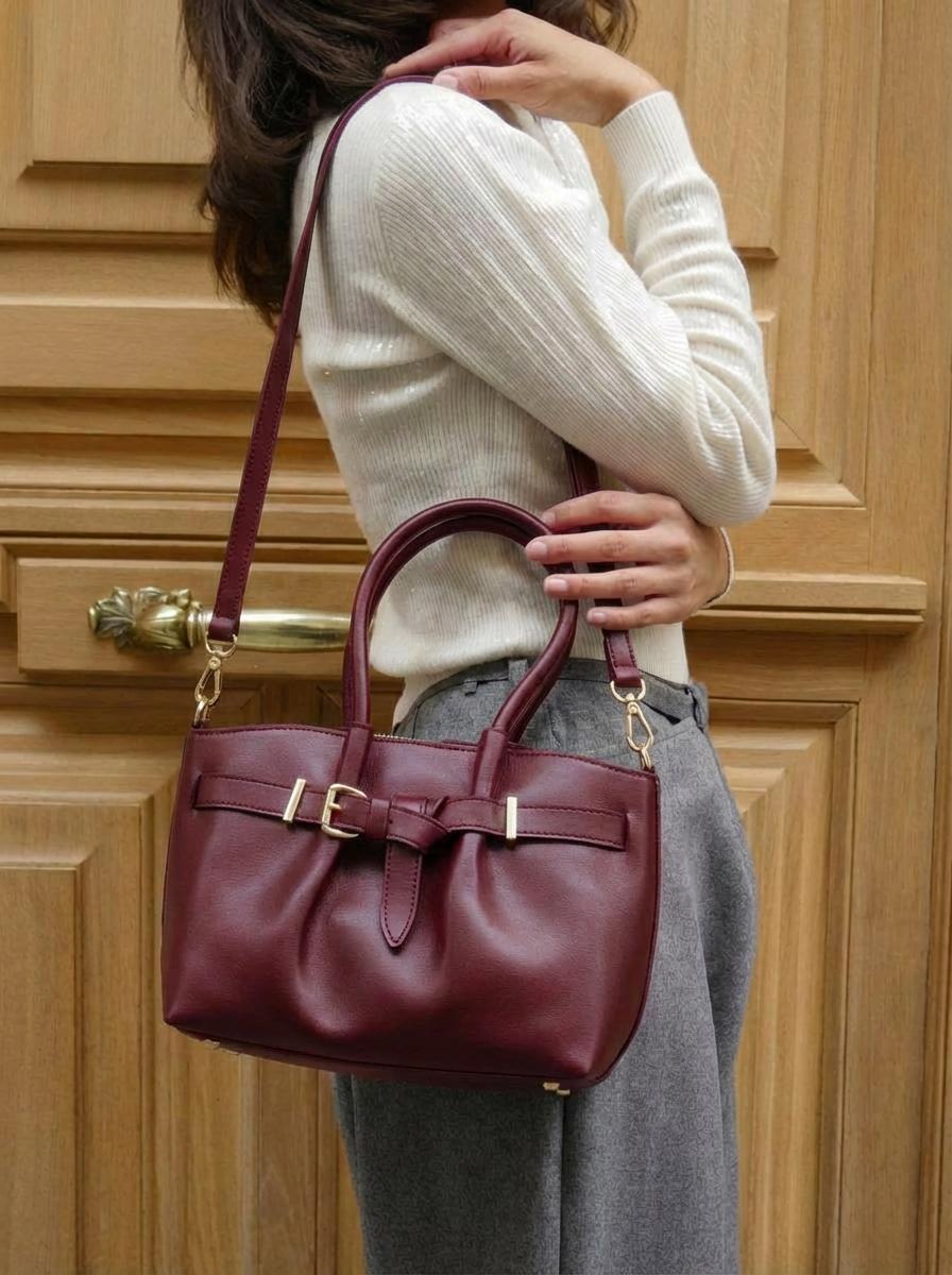 Avenor Shoulder Bag Burgundy Faux Leather with Makeup Pouch