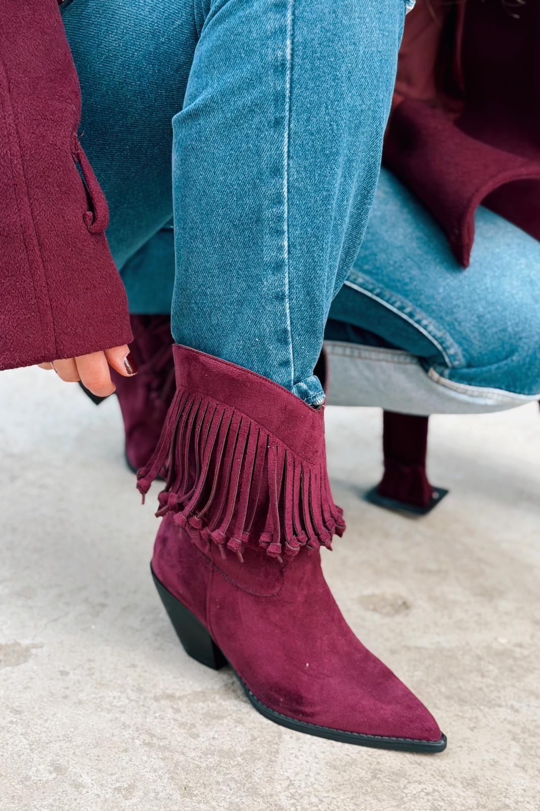 Iserne Women’s Cowboy Boots Burgundy Suede Fringe