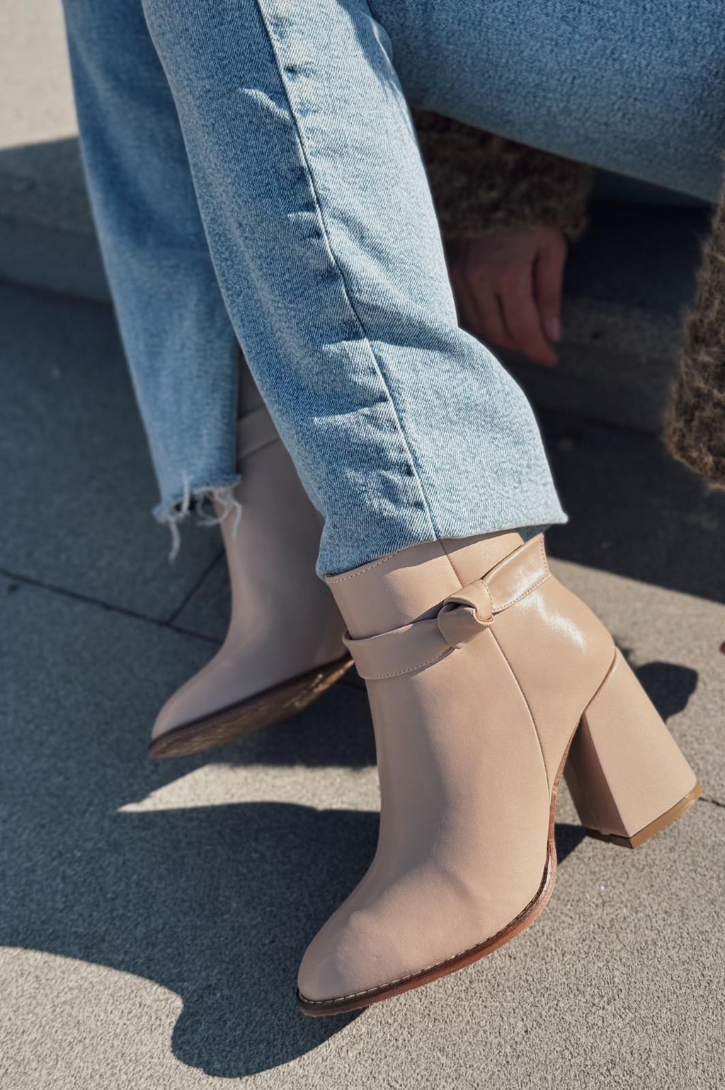 Oxsend Nude Faux Leather Bow Detail Pumps Boots