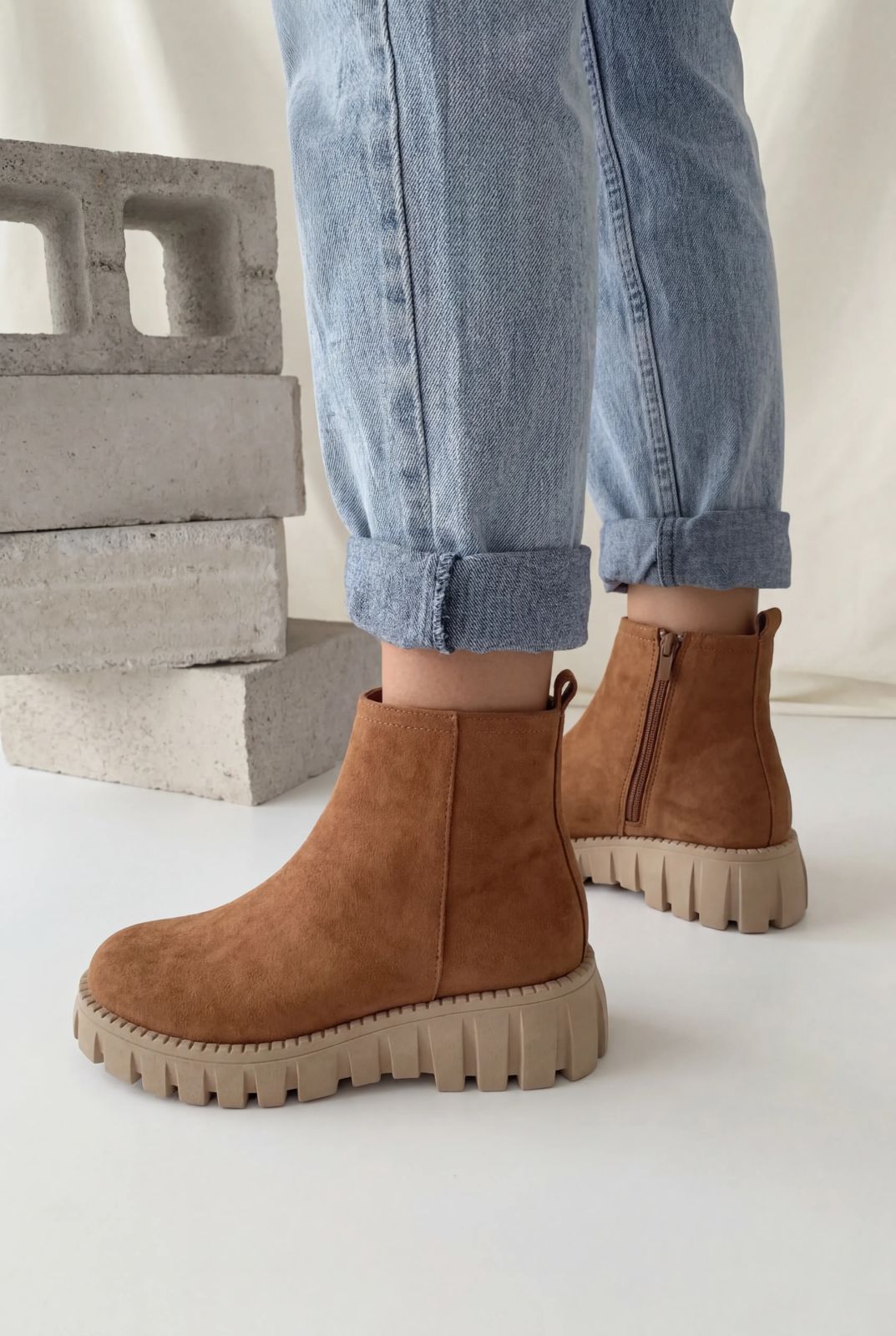 Velarise Camel Suede Women's Boots