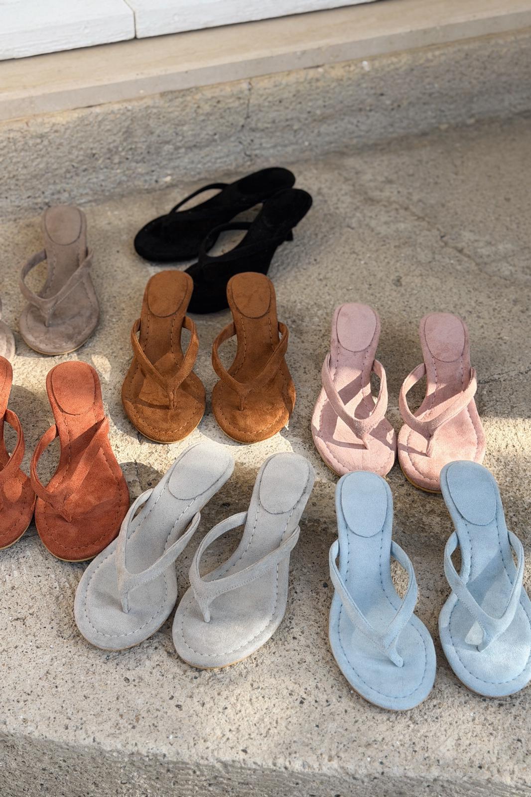 Arlene Taupe Suede Pumps Thong Sandals